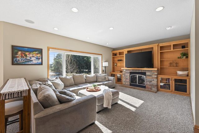 10320 Abbott Drive N, Brooklyn Park, MN 55443