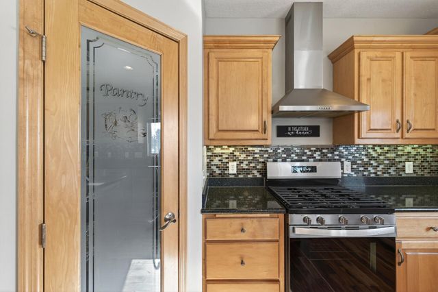 10320 Abbott Drive N, Brooklyn Park, MN 55443