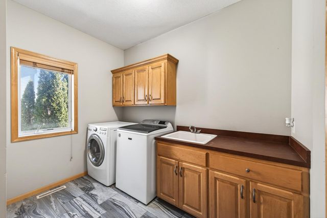 10320 Abbott Drive N, Brooklyn Park, MN 55443