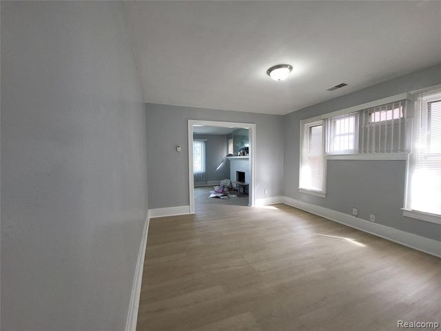 2463 Taylor Street, Detroit, MI 48206