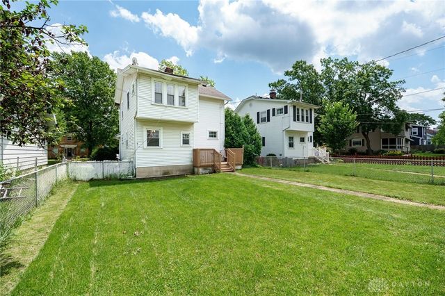 2119 Shroyer Road, Oakwood, OH 45419