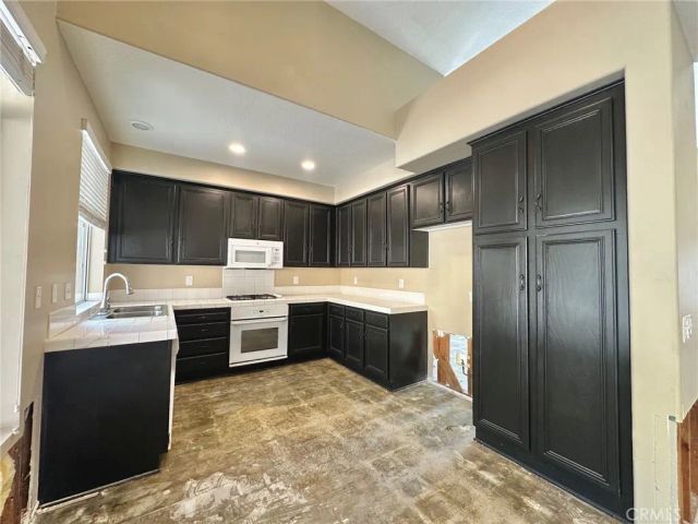 39402 Calistoga Drive, Murrieta, CA 92563