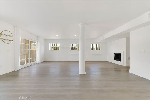 26086 Mulholland Highway, Calabasas, CA 91302