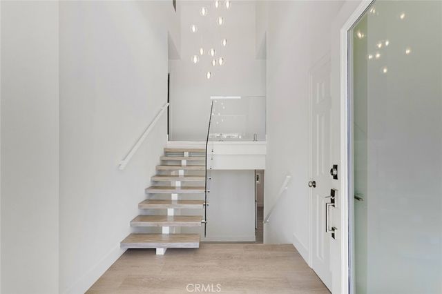 26086 Mulholland Highway, Calabasas, CA 91302