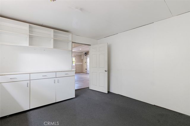 26086 Mulholland Highway, Calabasas, CA 91302