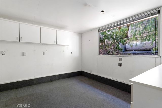 26086 Mulholland Highway, Calabasas, CA 91302