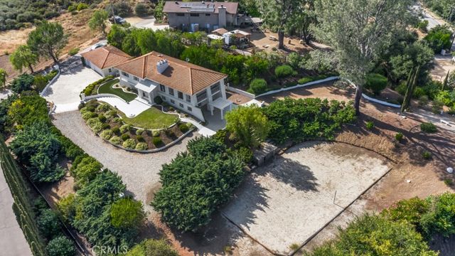 26086 Mulholland Highway, Calabasas, CA 91302