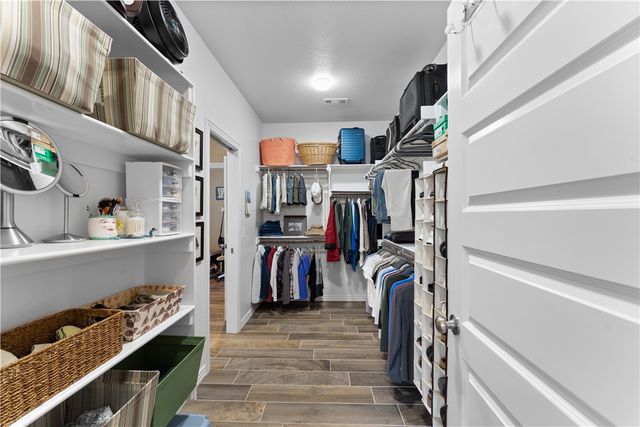 3854 Stonehenge Avenue, Springdale, AR 72764