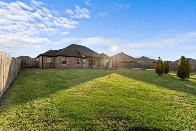 3854 Stonehenge Avenue, Springdale, AR 72764