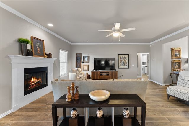 3854 Stonehenge Avenue, Springdale, AR 72764