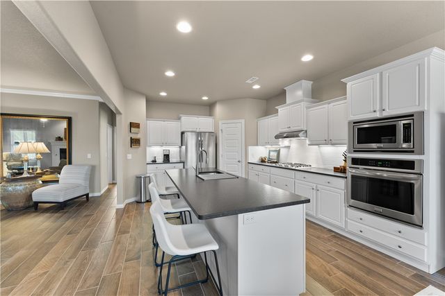 3854 Stonehenge Avenue, Springdale, AR 72764