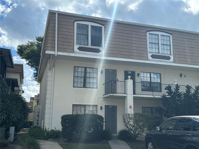 6060 VILLAGE CIRCLE 6060, Orlando, FL 32822