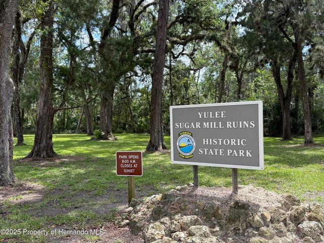 3662 W Galtonia Lane, Citrus Springs, FL 34433