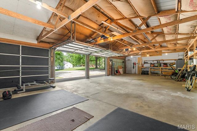 2913 OLD CASEYVILLE Road, Swansea, IL 62226