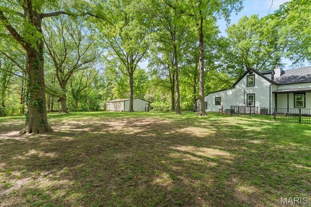 2913 OLD CASEYVILLE Road, Swansea, IL 62226