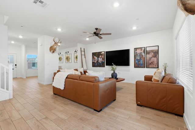 4449 N Phoenix Avenue, Fresno, CA 93723