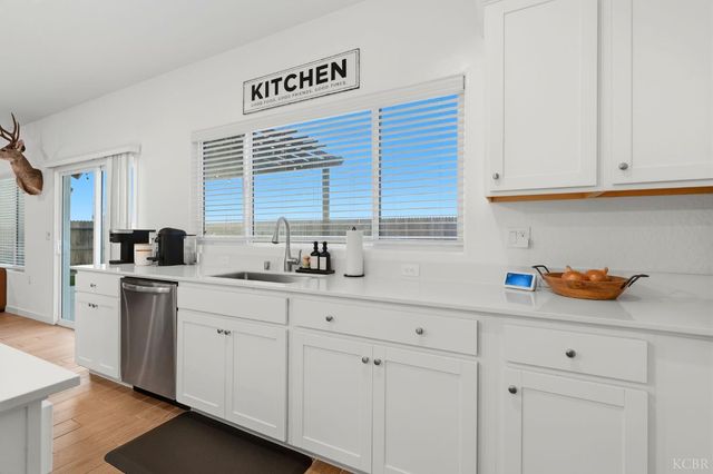 4449 N Phoenix Avenue, Fresno, CA 93723
