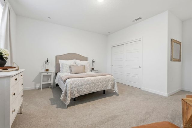 4449 N Phoenix Avenue, Fresno, CA 93723