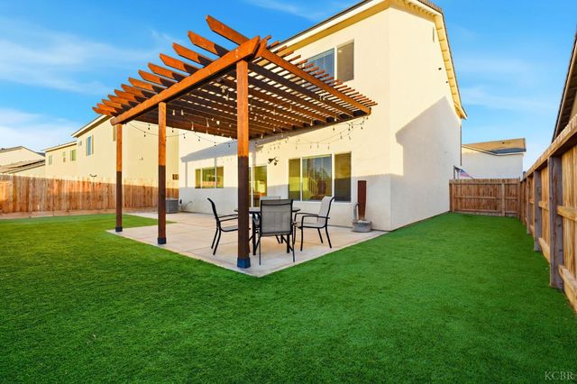 4449 N Phoenix Avenue, Fresno, CA 93723