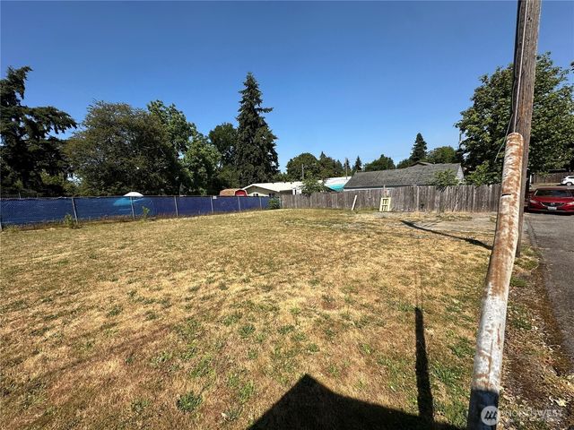 5821 S Sheridan Avenue, Tacoma, WA 98408