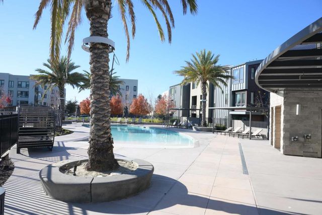 45139 Challenge Cmn #1001, Fremont, CA 94538