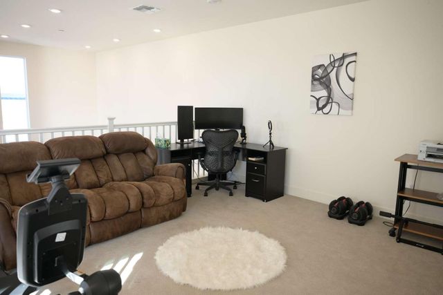 45139 Challenge Cmn #1001, Fremont, CA 94538