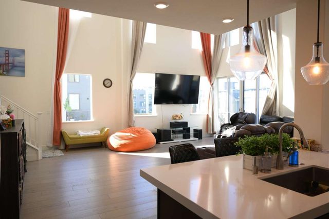 45139 Challenge Cmn #1001, Fremont, CA 94538