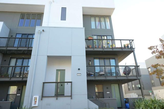 45139 Challenge Cmn #1001, Fremont, CA 94538