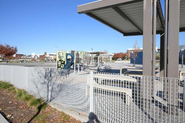 45139 Challenge Cmn #1001, Fremont, CA 94538