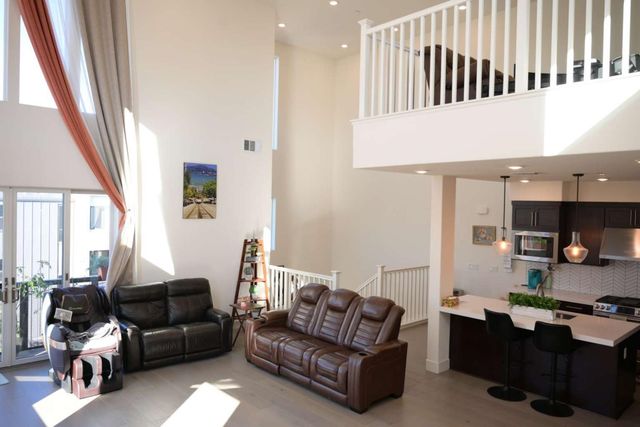 45139 Challenge Cmn #1001, Fremont, CA 94538