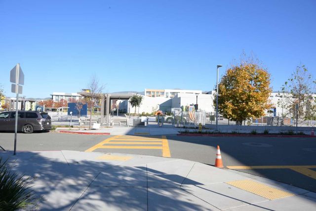 45139 Challenge Cmn #1001, Fremont, CA 94538