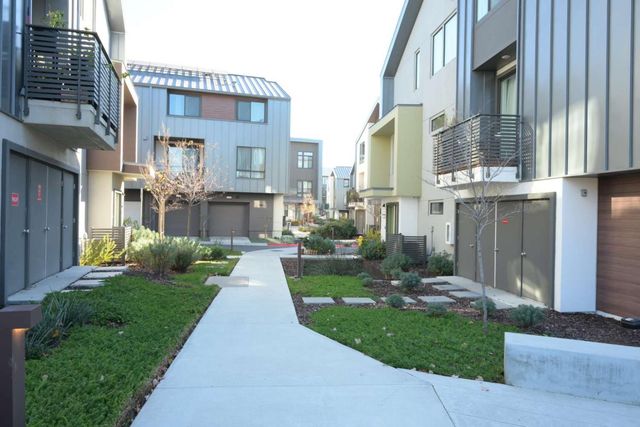 45139 Challenge Cmn #1001, Fremont, CA 94538