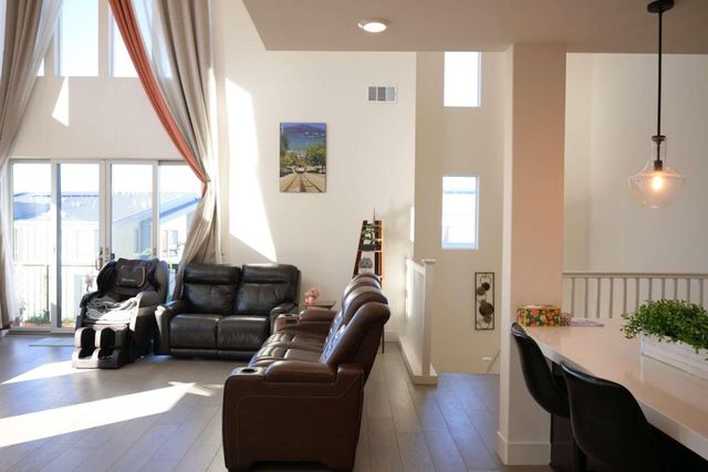 45139 Challenge Cmn #1001, Fremont, CA 94538