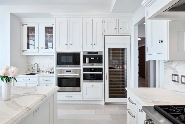 1 Franklin St PH1B, Boston, MA 02110