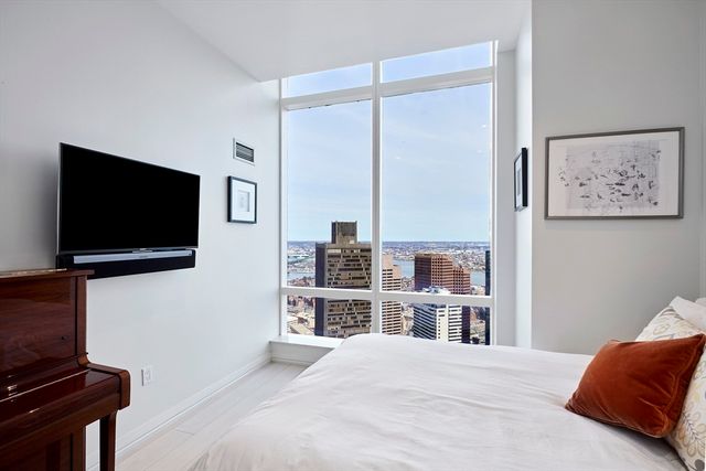1 Franklin St PH1B, Boston, MA 02110