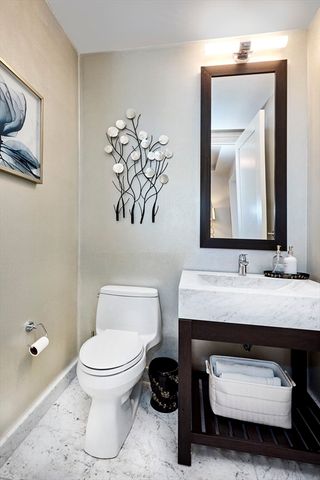 1 Franklin St PH1B, Boston, MA 02110