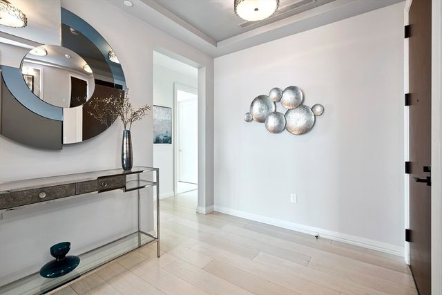 1 Franklin St PH1B, Boston, MA 02110