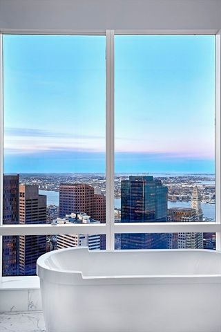 1 Franklin St PH1B, Boston, MA 02110