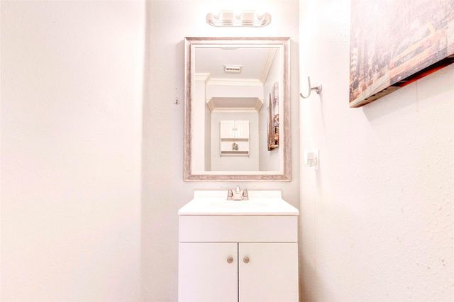 2202 Falling Oaks Road, Houston, TX 77038