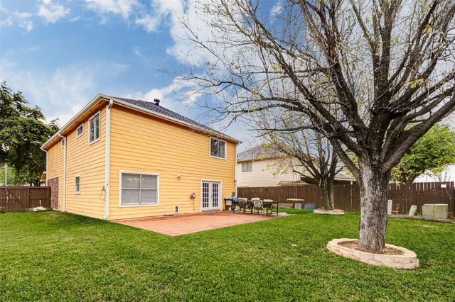 2202 Falling Oaks Road, Houston, TX 77038