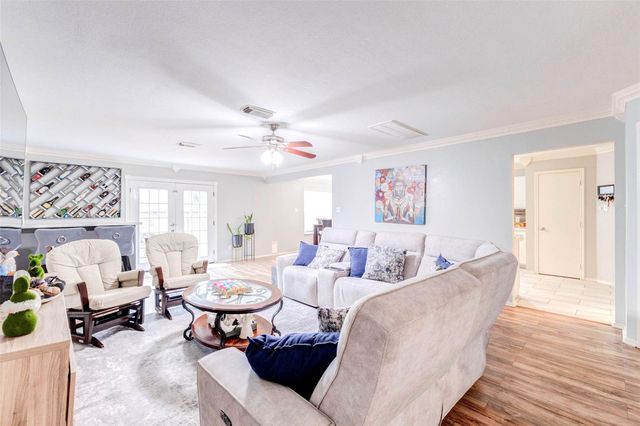 2202 Falling Oaks Road, Houston, TX 77038