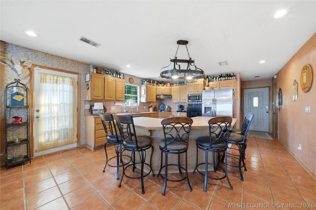 13198 Wells Drive, Sperry, OK 74073
