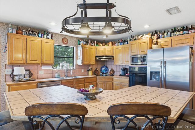 13198 Wells Drive, Sperry, OK 74073