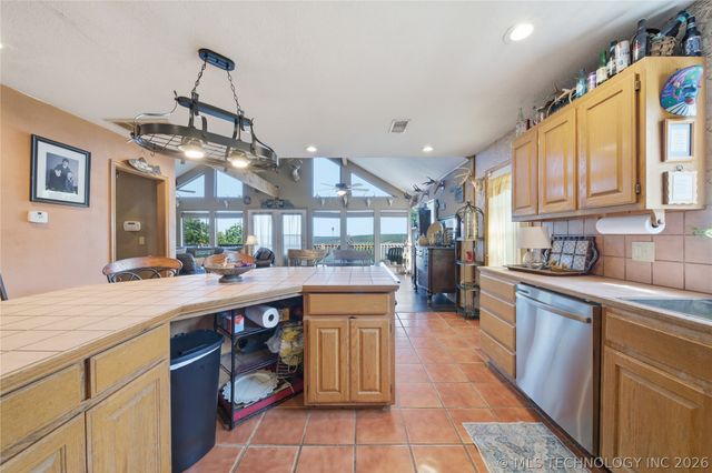 13198 Wells Drive, Sperry, OK 74073