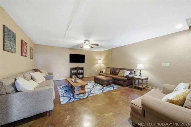 13198 Wells Drive, Sperry, OK 74073