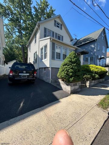 638 Meadow St, Roselle Boro, NJ 07203