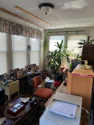 638 Meadow St, Roselle Boro, NJ 07203
