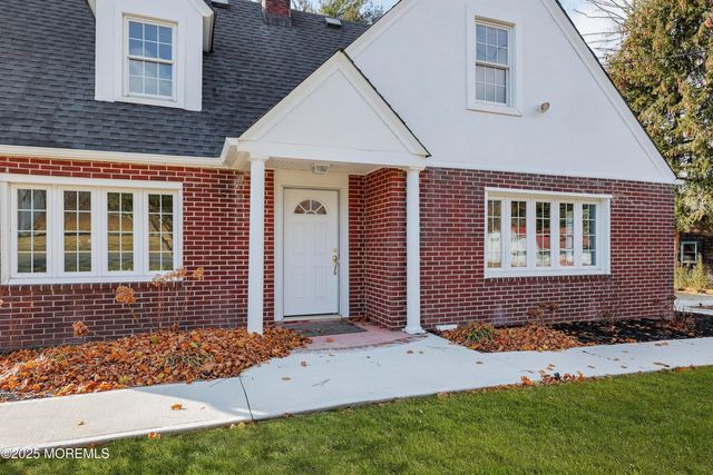 118 State Route 34, Holmdel, NJ 07733