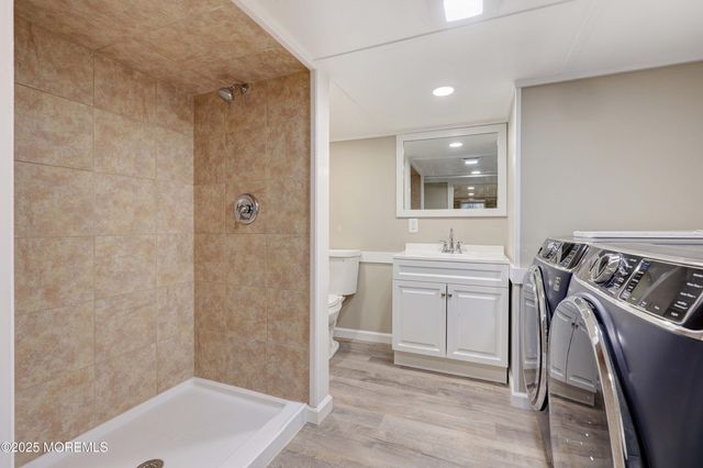 118 State Route 34, Holmdel, NJ 07733