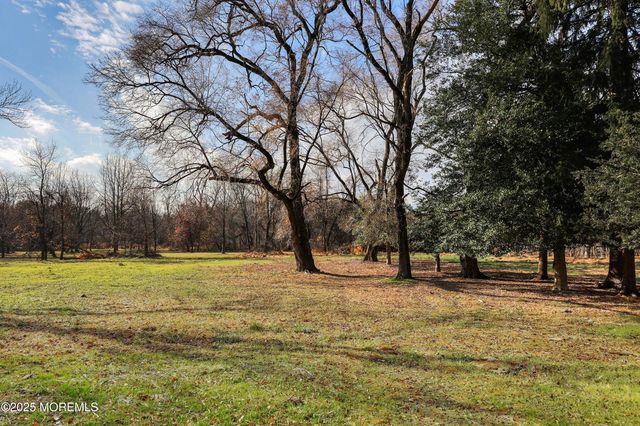 118 State Route 34, Holmdel, NJ 07733